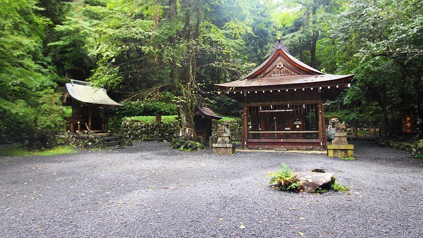 boat stone kifune shrine