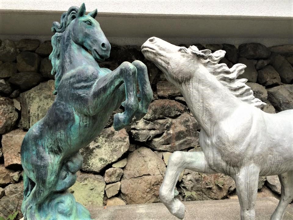 statua cavalli kifune shrine